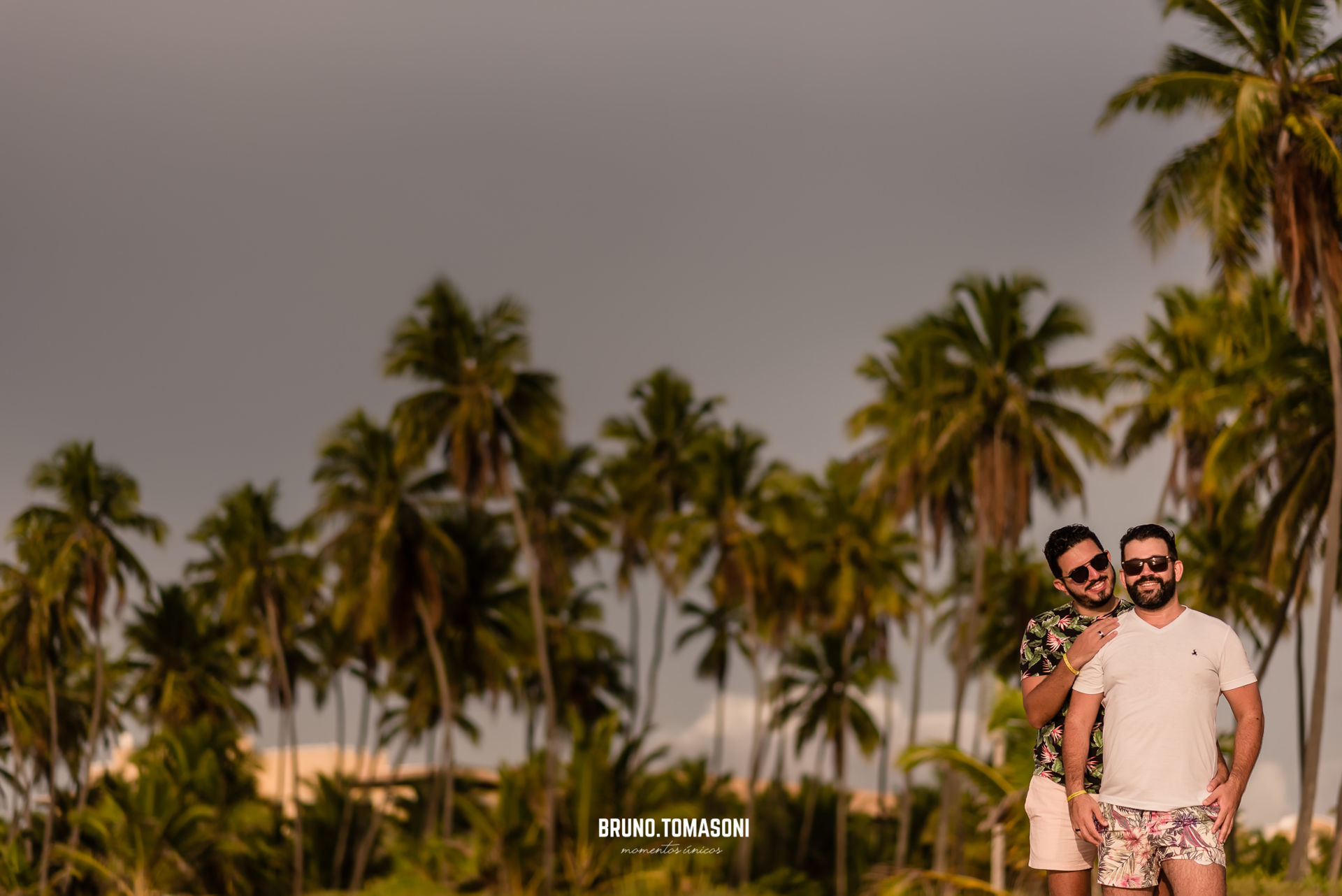 Foto Luan e Nelson | Ensaio Praia do Forte - Bahia - Imagem 17